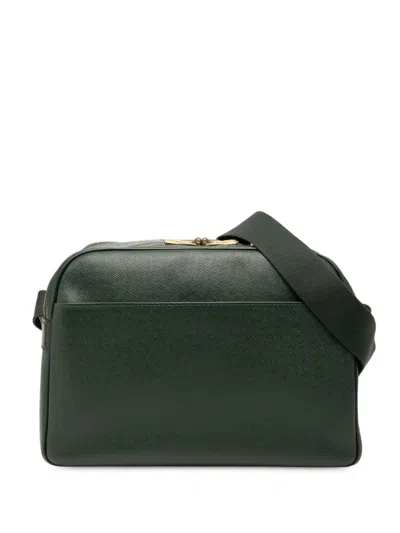 Pre-owned Louis Vuitton 2001 Taiga Reporter Pm Crossbody Bag In Green