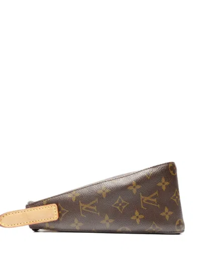 Pre-owned Louis Vuitton 2002 Mm Looping Monogram Shoulder Bag In Brown