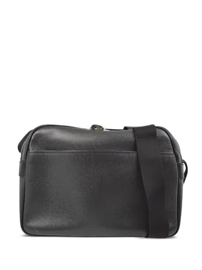 Pre-owned Louis Vuitton 2002 Reporter Pm Messenger Bag In Black