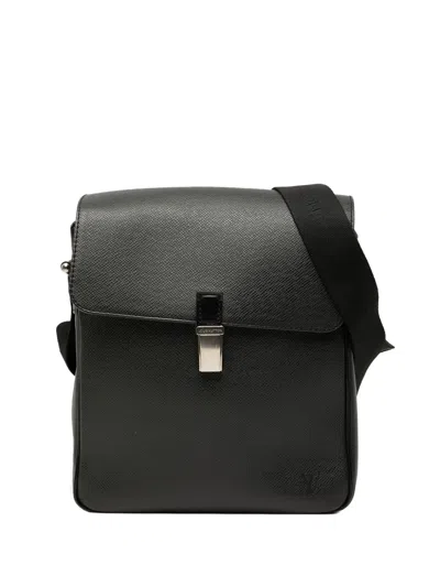 Pre-owned Louis Vuitton 2002 Taiga Yaranga Crossbody Bag In Black