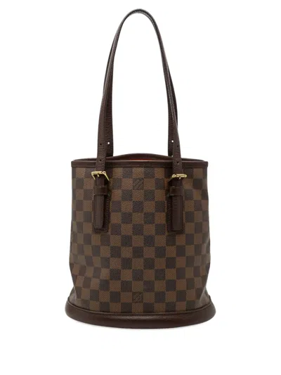 Pre-owned Louis Vuitton 2004 Damier Ebene Marais Bucket Bag In Brown