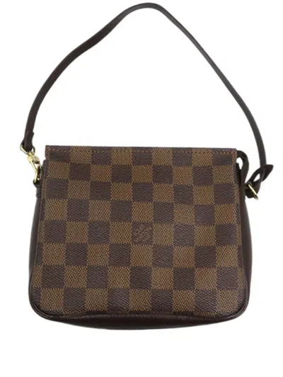 Pre-owned Louis Vuitton 2004 Damier Ebene Trousse Pochette Handbag In Brown