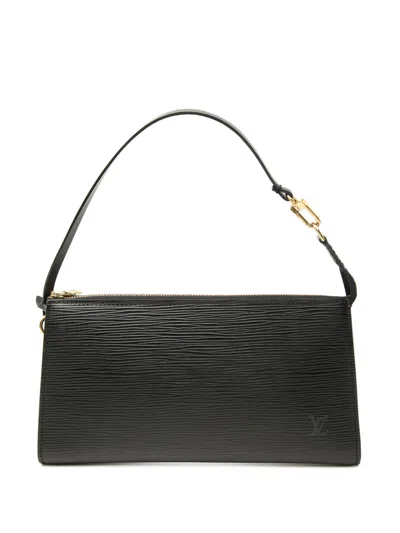 Pre-owned Louis Vuitton 2004 Epi Pochette Accessoires Shoulder Bag In Black
