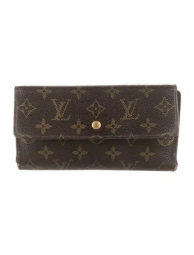 Pre-owned Louis Vuitton 2004 Lv Monogram International Wallet In Brown