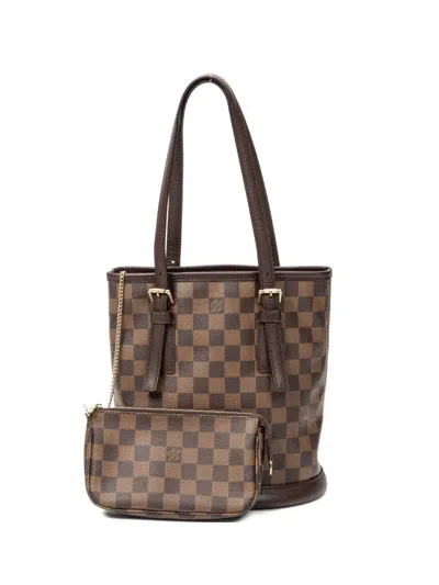 Pre-owned Louis Vuitton 2004 Marais Tote Bag In Brown