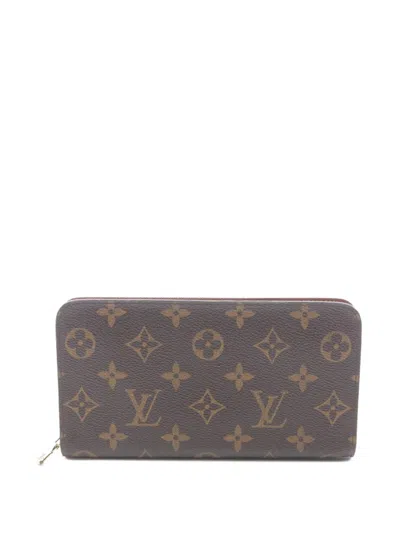 Pre-owned Louis Vuitton 2004 Monogram Round-zip Wallet In Brown