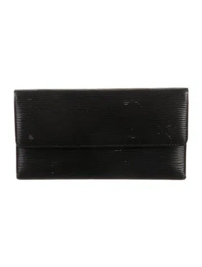 Pre-owned Louis Vuitton 2005 Epi Leather International Wallet In Black