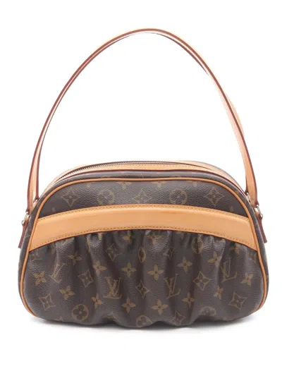 Pre-owned Louis Vuitton 2005 Monogram Klara Handbag In Brown