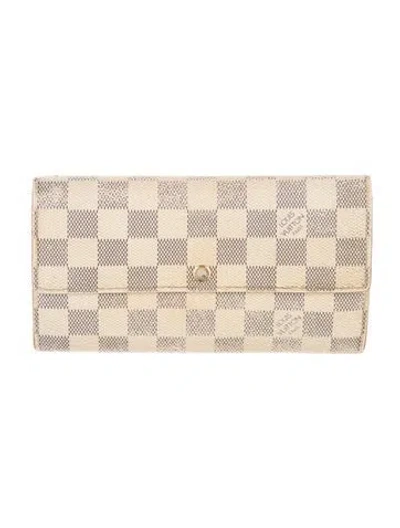 Pre-owned Louis Vuitton 2007 Damier Azur Pattern Sarah Wallet In Neutral