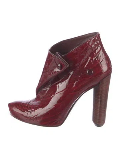 Pre-owned Louis Vuitton 2007 Embossed Leather Lace-up Boots In Burgundy
