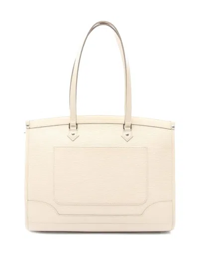 Pre-owned Louis Vuitton 2007 Epi Madeleine Gm Shoulder Bag In White