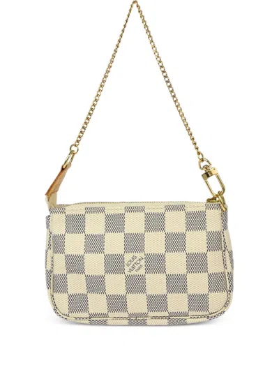 Pre-owned Louis Vuitton 2007 Pochette Accessoires Clutch Bag In White