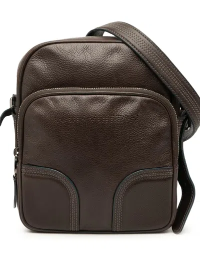 Pre-owned Louis Vuitton 2008 Leather Bequia Trotter Mm Crossbody Bag In Brown