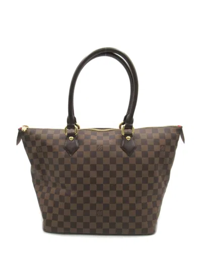 Pre-owned Louis Vuitton 2008 Saleya Mm Handbag In 褐色