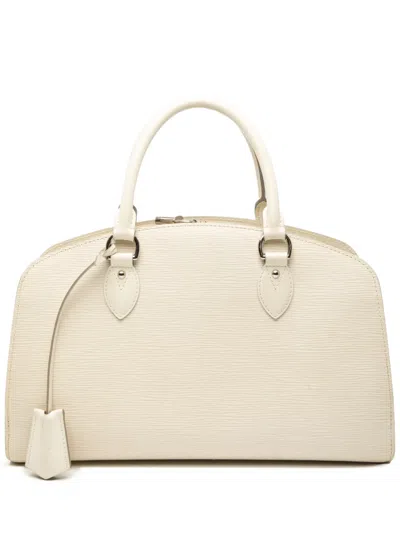 Pre-owned Louis Vuitton 2009 Epi Pont Neuf Pm Handbag In White