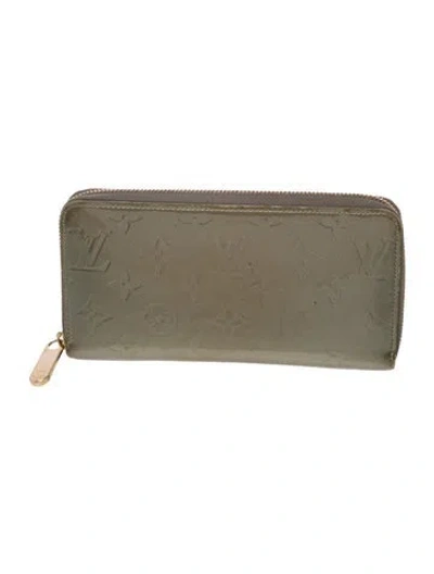 Pre-owned Louis Vuitton 2009 Lv Monogram Zippy Wallet In Silver