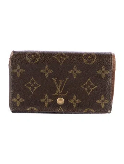 Pre-owned Louis Vuitton 2009 Monogram Pattern Wallet In Brown