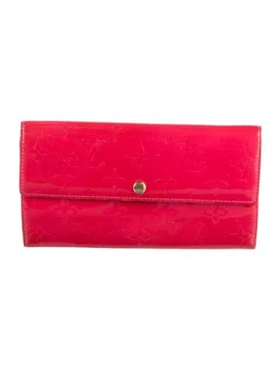 Pre-owned Louis Vuitton 2009 Vernis Patent Leather Sarah Wallet In Pink