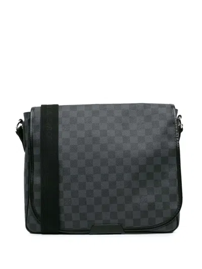 Pre-owned Louis Vuitton 2010 Damier Graphite Daniel Mm Crossbody Bag In Black