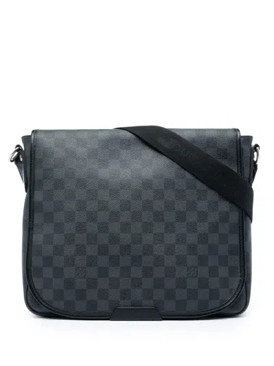 Pre-owned Louis Vuitton 2010 Damier Graphite Daniel Mm Crossbody Bag In Black