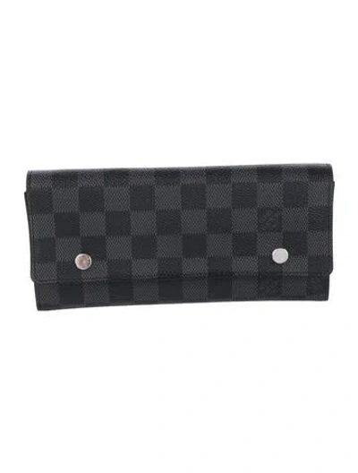 Pre-owned Louis Vuitton 2010 Damier Graphite Pattern Wallet In Gray