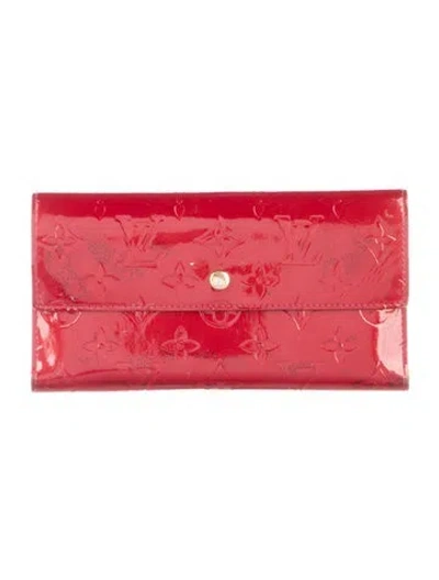 Pre-owned Louis Vuitton 2010 Monogram Vernis Sarah Wallet In Red