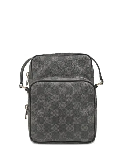 Pre-owned Louis Vuitton 2010 Rem Shoulder Bag In Black