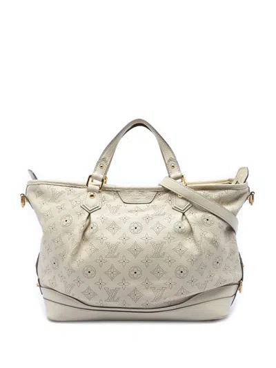 Pre-owned Louis Vuitton 2010-2012 Monogram Mahina Stellar Pm Satchel In White