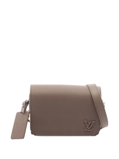 Pre-owned Louis Vuitton 2010-2026 Aerogram Fastline Wearable Wallet Crossbody Bag In Grey