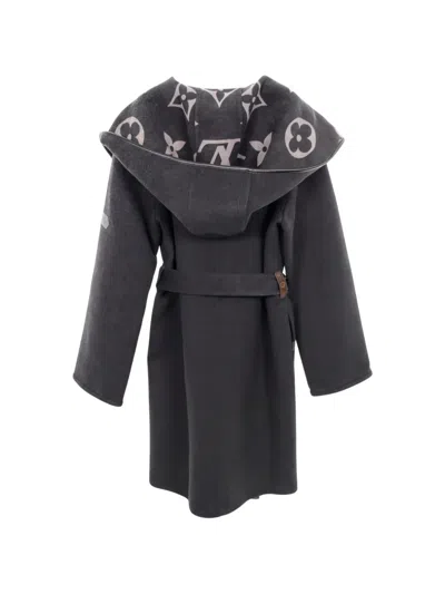 Pre-owned Louis Vuitton 2010s Belted Coat In Gray