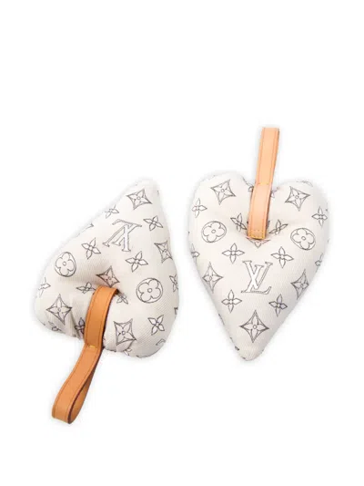 Pre-owned Louis Vuitton 2010s Monogram-print Shoe Trees In Neutral