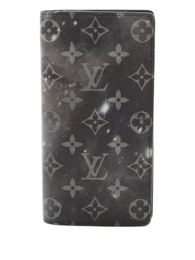 Pre-owned Louis Vuitton 2010s Portefeuil Brother Nm Wallet In Gray