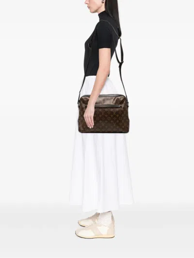 Pre-owned Louis Vuitton 2011 Monogram Macassar Torres Crossbody Bag In Brown