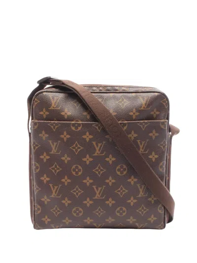 Pre-owned Louis Vuitton 2011 Monogram Trotteur Beaubourg Crossbody Bag In Brown