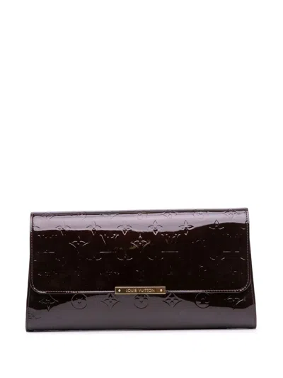Pre-owned Louis Vuitton 2011 Monogram Vernis Robertson Clutch Bag In Purple