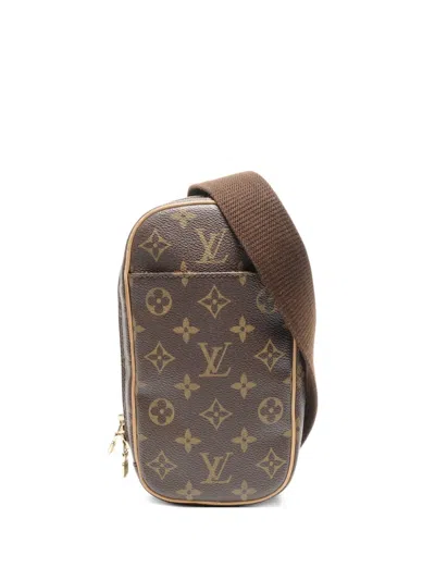 Pre-owned Louis Vuitton 2011 Pochette Gange Shoulder Bag In Brown