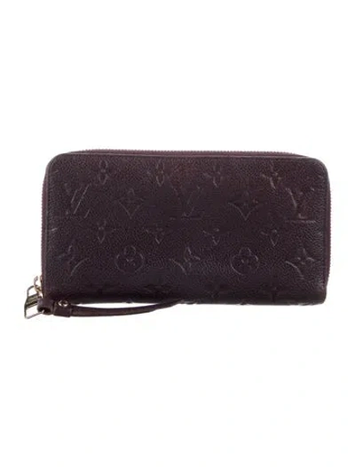 Pre-owned Louis Vuitton 2012 Lv Monogram Zippy Wallet In Purple
