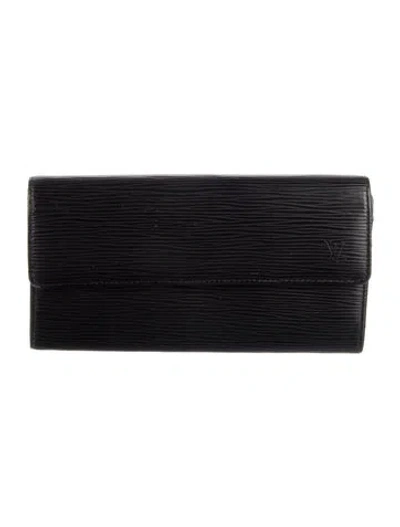 Pre-owned Louis Vuitton 2012 Signature Logo Sarah Wallet In Black