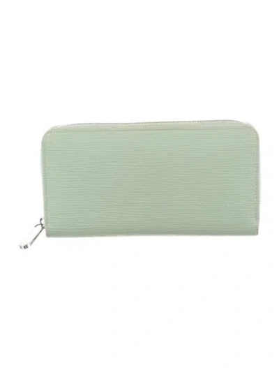 Pre-owned Louis Vuitton 2013 Epi Leather Zippy Wallet In Green