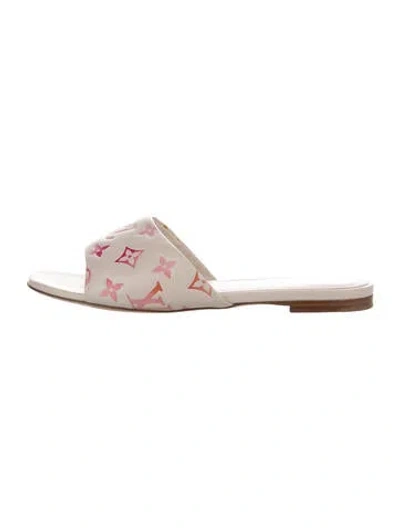 Pre-owned Louis Vuitton 2013  6am Flat Mule Slides In Neutrals