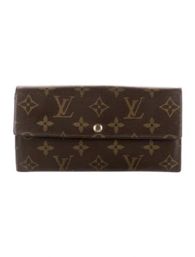Pre-owned Louis Vuitton 2013 Lv Monogram Sarah Wallet In Brown