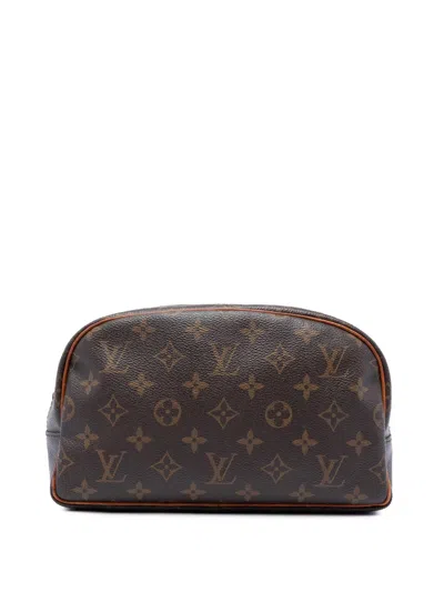 Pre-owned Louis Vuitton 2013 Monogram Trousse Toilette 25 Pouch In Brown