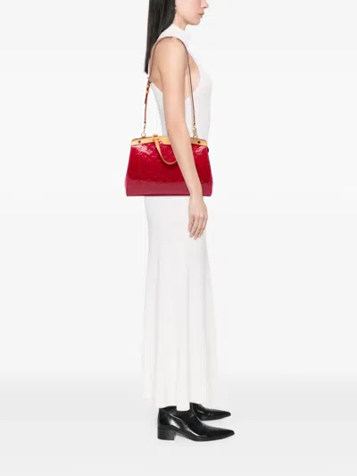 Pre-owned Louis Vuitton 2013 Monogram Vernis Brea Mm Satchel In 红色