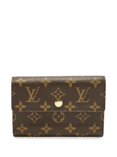 Pre-owned Louis Vuitton 2014 Alexandra Monogram Canvas Wallet In Brown