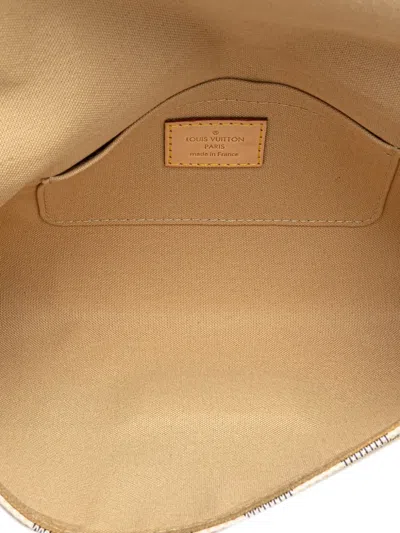 Pre-owned Louis Vuitton 2014 Damier Azur Favorite Mm Satchel In White