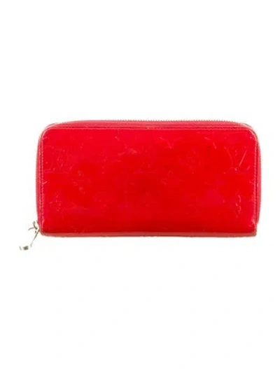 Pre-owned Louis Vuitton 2014 Monogram Vernis Zippy Wallet In Red