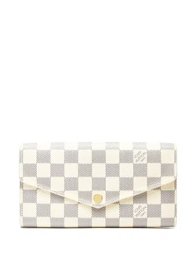 Pre-owned Louis Vuitton 2014 Portefeiulle Josephine Wallet In White