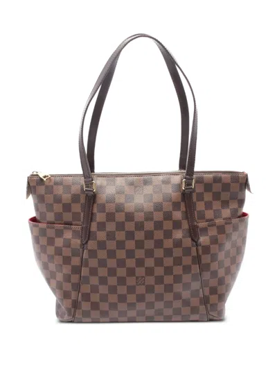 Pre-owned Louis Vuitton 2014 Totally Mm Tote Bag In Brown