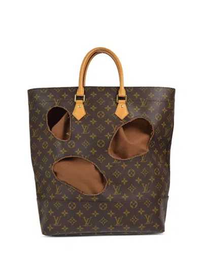 Pre-owned Louis Vuitton 2014 X Comme Des Garçons Holes Tote Bag In 褐色