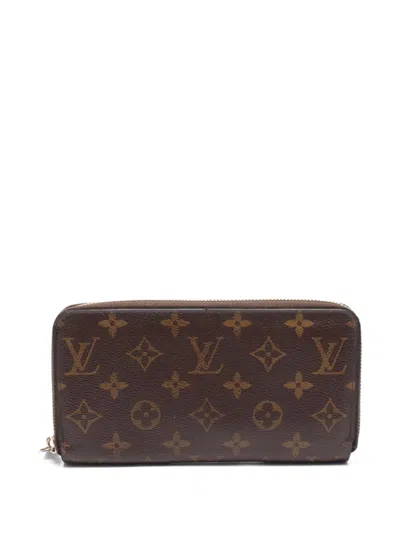 Pre-owned Louis Vuitton 2014 Zippy Wallet In Brown